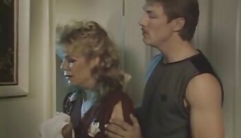 Undermodels zeigen ihre nackte reife frauen video Milch Pornovideos