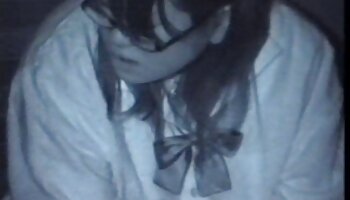 Schwarz nackte alte frauen videos lacht beim Betreten der Fotze