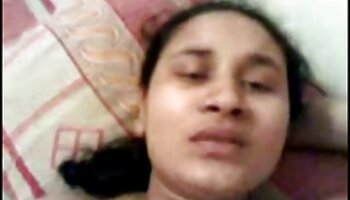 Domina drückt dem Typen die Eier und fickt seinen Arsch mit reife geile weiber Straponcum