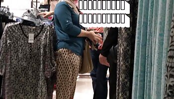 Sie hat ihre Blondine auf den reife frauen nackt videos Boden gelegt und gefickt