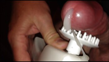 Swinger reife nackte frauen beim sex Frau von 2 Jungs mit verbundenen Augen Pornovideos