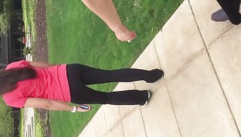 Die Schulter mag schwarzes Bein geile ältere weiber