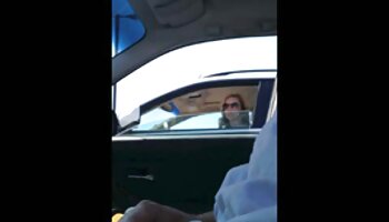 Der Mann trat der Reihe nach in die geile reife nackte frauen Mädchen ein